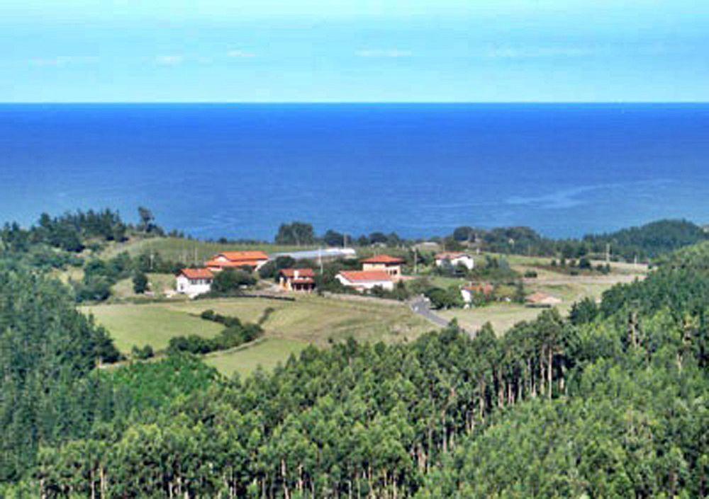 H&Ap Rural Merrutxu Ibarrangelu Bagian luar foto
