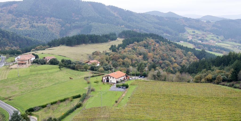 H&Ap Rural Merrutxu Ibarrangelu Bagian luar foto