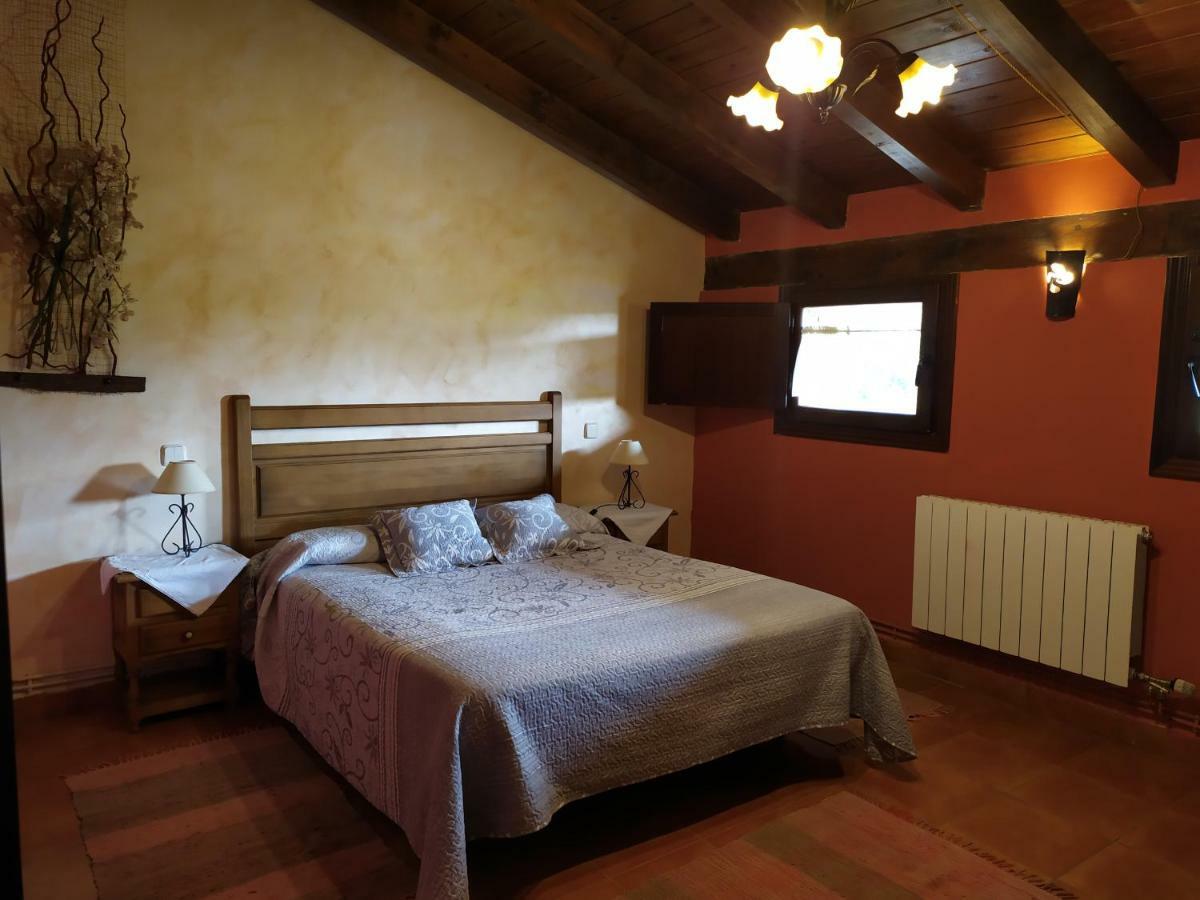 H&Ap Rural Merrutxu Ibarrangelu Bagian luar foto