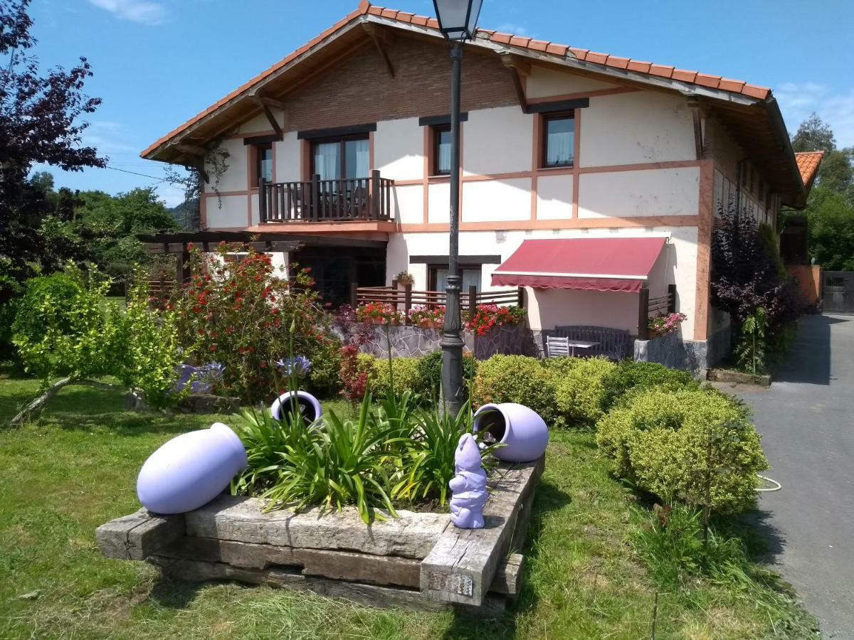 H&Ap Rural Merrutxu Ibarrangelu Bagian luar foto
